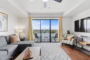 106 N Water St, Wilmington, NC 28401 - Photo 2