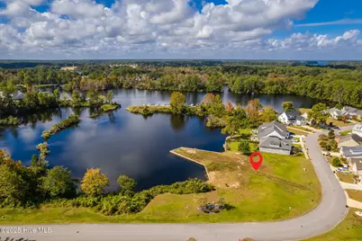 103 Shoreview Drive, New Bern, NC 28562 - Photo 2