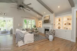 221 Shoreview Dr, New Bern, NC 28562 - Photo 8