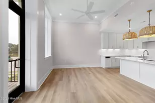 805 Mulberry St, Beaufort, NC 28516 - Photo 8