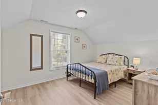 101 SW 28th St, Oak Island, NC 28465 - Photo 32