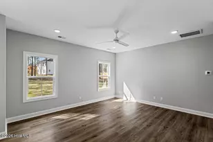 2080 Page Rd, Burgaw, NC 28425 - Photo 12