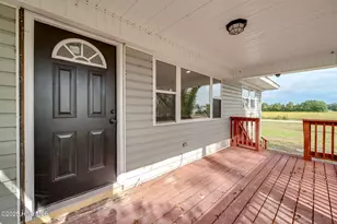 5882 Croomsbridge Rd, Burgaw, NC 28425 - Photo 4