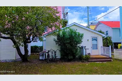 218 N Third Avenue N, Kure Beach, NC 28449 - Photo 4