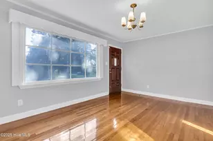 414 S Wilson St, Chadbourn, NC 28431 - Photo 2