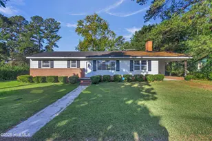 414 S Wilson St, Chadbourn, NC 28431 - Photo 1