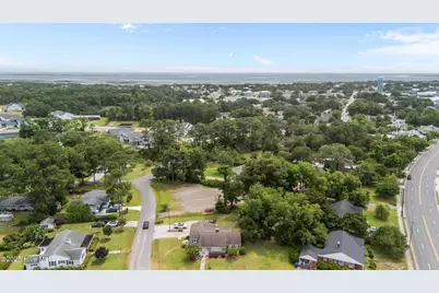 201-203 Sherwood Boulevard, Beaufort, NC 28516 - Photo 12