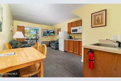 201 Wall Street #25, Oriental, NC 28571 - Photo 4