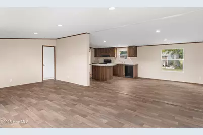 120 NW First Street, Teachey, NC 28464 - Photo 10