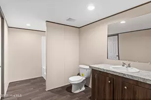 120 NW 1st St, Teachey, NC 28464 - Photo 18