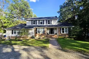 524 Parkwood Ln, Goldsboro, NC 27530 - Photo 1