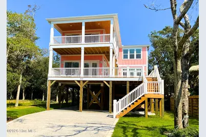 114 SE 75th Street, Oak Island, NC 28465 - Photo 6