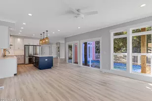 114 SE 75th St, Oak Island, NC 28465 - Photo 10