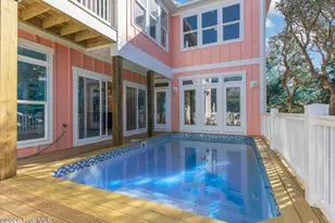 114 SE 75th St, Oak Island, NC 28465 - Photo 2