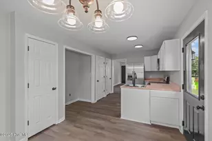 212 Lawson St, New Bern, NC 28562 - Photo 16
