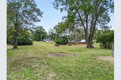 705 Sixth Street, Maysville, NC 28555 - Photo 40