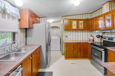 710 W West Firetower Road, Swansboro, NC 28584 - Photo 6