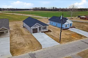 606 S Vance St, Fremont, NC 27830 - Photo 28