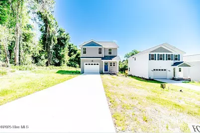 925 W Massachusetts Avenue, Southern Pines, NC 28387 - Photo 2