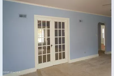 110 E Bell Street, Tabor City, NC 28463 - Photo 10