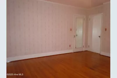 110 E Bell Street, Tabor City, NC 28463 - Photo 28