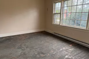 512 Nicholson St, Clinton, NC 28328 - Photo 10
