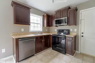 404 Silva Cove, Richlands, NC 28574 - Photo 6