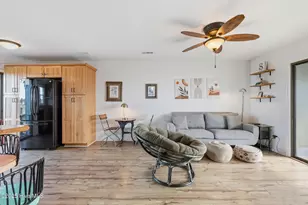 1709 Canal Dr, Carolina Beach, NC 28428 - Photo 4