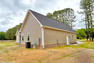 3128 Kelly Rd, Kinston, NC 28504 - Photo 30