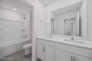 1324 S Wilshire Ct, Kinston, NC 28504 - Photo 30