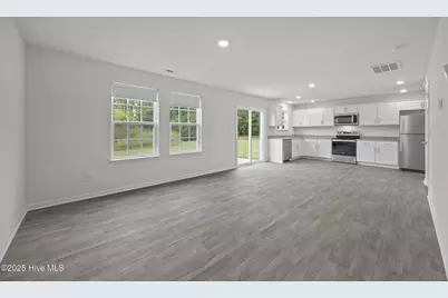 1324 S Wilshire Court, Kinston, NC 28504 - Photo 10