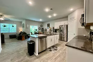 200 Gabrielle St, New Bern, NC 28560 - Photo 6