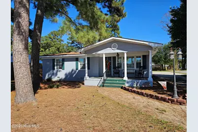 502 Raleigh Road, Clinton, NC 28328 - Photo 1