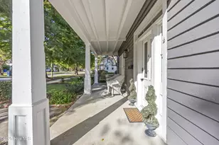 207 S Oakum St, Edenton, NC 27932 - Photo 6