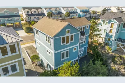 648 Ocean Boulevard W, Holden Beach, NC 28462 - Photo 4