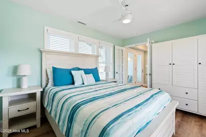648 Ocean Boulevard W, Holden Beach, NC 28462 - Photo 28