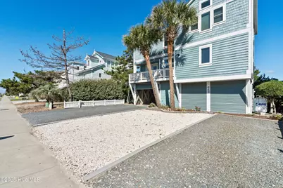 648 Ocean Boulevard W, Holden Beach, NC 28462 - Photo 68