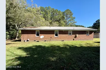 403 Henderson Street, Williamston, NC 27892 - Photo 4