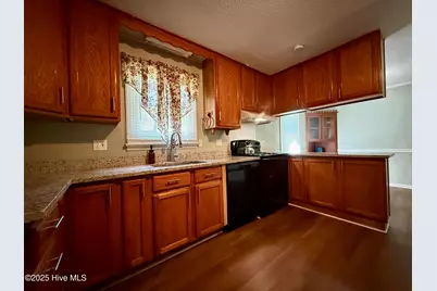 403 Henderson Street, Williamston, NC 27892 - Photo 18