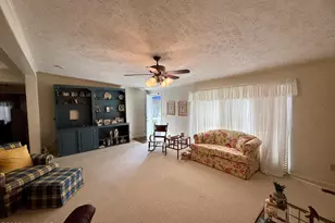 902 Aberdeen Rd, Laurinburg, NC 28352 - Photo 4