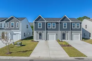313 Parkington Ln, Ocean Isle Beach, NC 28469 - Photo 2