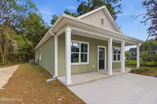 1107 Goldsboro St, New Bern, NC 28560 - Photo 4