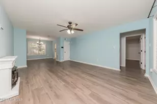 353 Potters Hill Rd, Richlands, NC 28574 - Photo 6