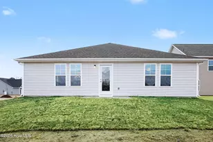 31 E Emily Gardens Dr, Selma, NC 27576 - Photo 26
