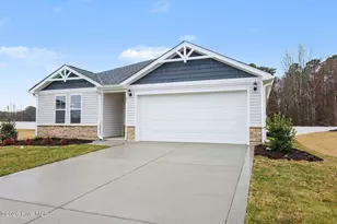 63 W Emily Gardens Dr, Selma, NC 27576 - Photo 4
