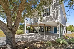 3208 E Pelican Dr, Oak Island, NC 28465 - Photo 2