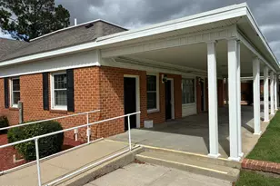 1142 N Road St, Elizabeth City, NC 27909 - Photo 1