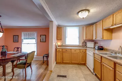 414 E 2nd Street, Washington, NC 27889 - Photo 10