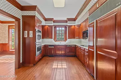 1946 S Live Oak Parkway, Wilmington, NC 28403 - Photo 18