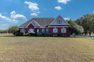 301 Edgebrook Dr, Pikeville, NC 27863 - Photo 1